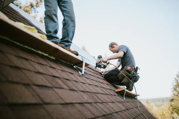 Best Flat Roof Repair Services  in Osseo, WI